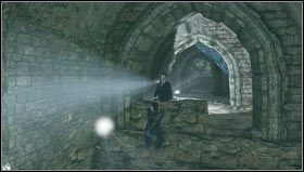 Sobald Sullivan uns in den Brunnen hinablässt, springen wir ab und gehen den nassen Korridor entlang – Uncharted 3: Kapitel 8 – Komplettlösung für The Citadel Teil 1 – Komplettlösung – Uncharted 3 Drakes Deception Guide